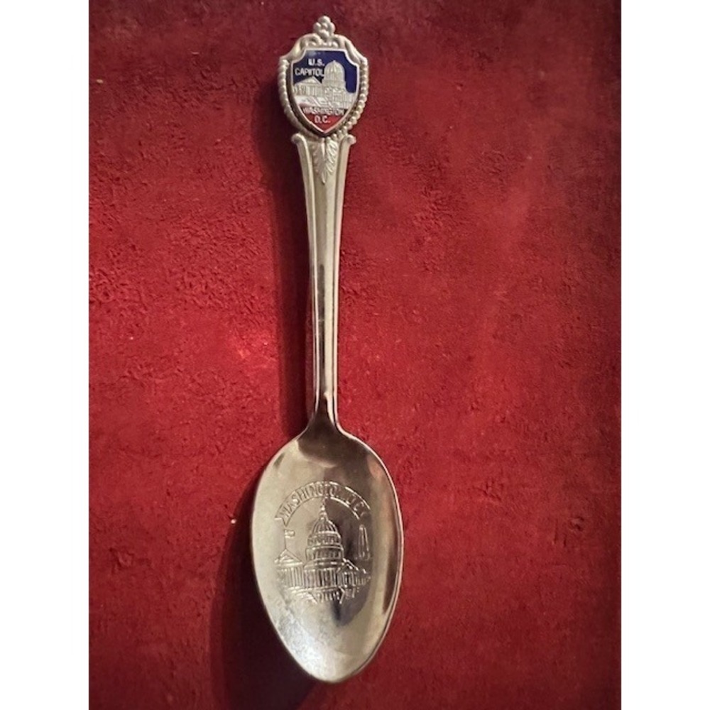 Collectible State Spoons - Picture 5 of 16